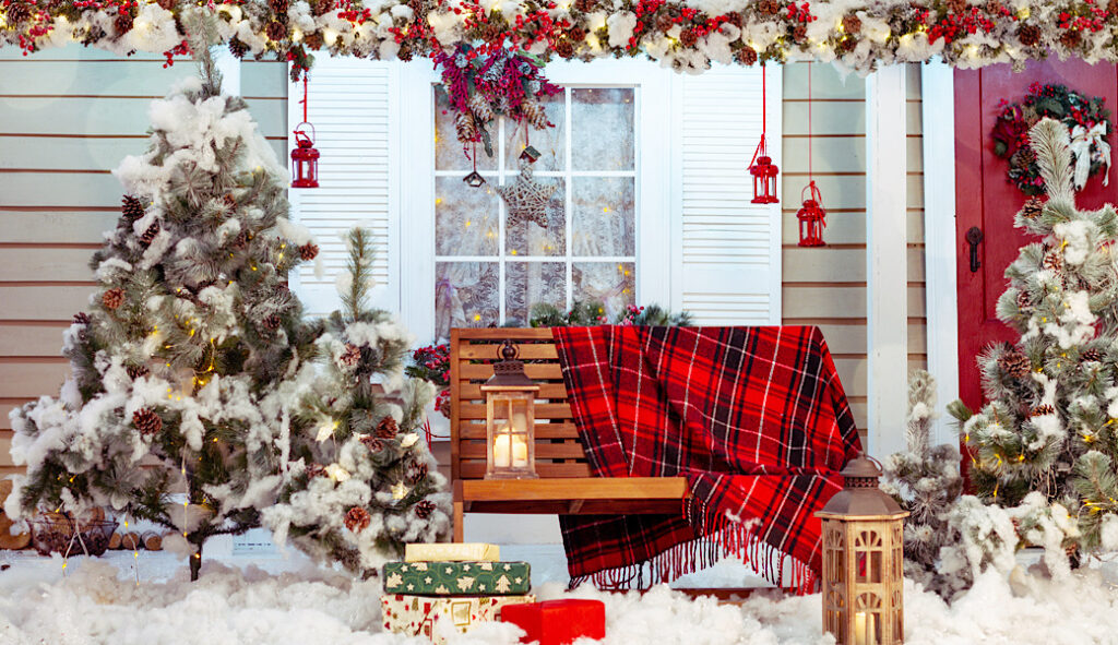 Beautiful and festive holiday decor and lansdcaping for Christmas and New Years